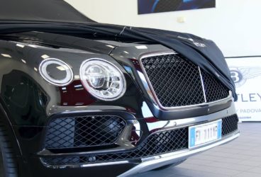 Bentley-Bentayga-01