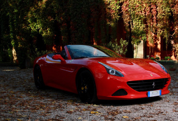 ferrari-california-t-upcars-rental-1