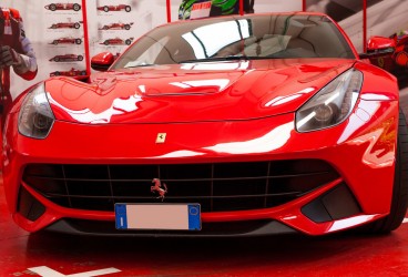 ferrari-f12-berlinetta-3