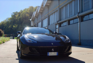 ferrari-gtc4-lusso-upcars-rental-gallery-7