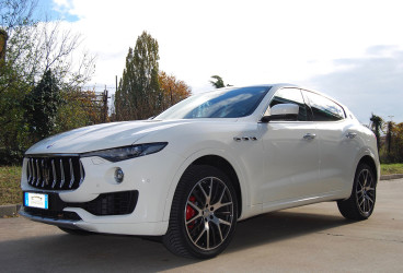 maserati-levante-upcars-rental-1