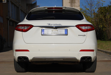 maserati-levante-upcars-rental-8