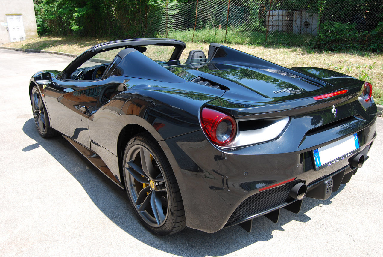 Ferrari 488 Spider Rental Up Cars