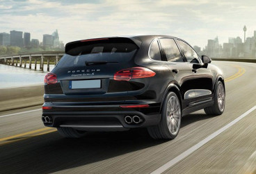 upcars-rent-porsche-cayenne-s-3